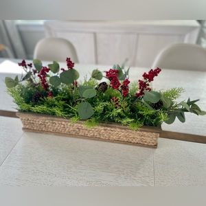 BRAND NEW! Bee & Willow 11-Inch Floral Centerpiece in Green